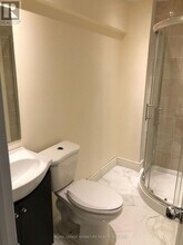 143 Crystal Glen Crescent in Brampton, ON - Building Photo - Building Photo