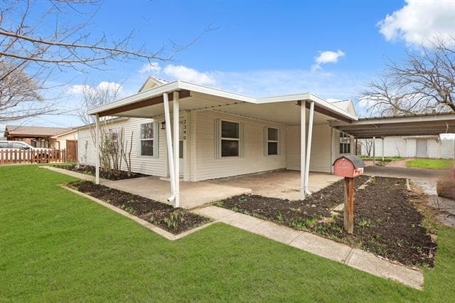 property at 2340 Harris Ln