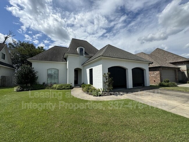 property at 216 Golden Cypress Dr