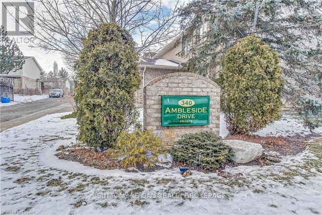340 Ambleside Dr in London, ON - Building Photo - Building Photo