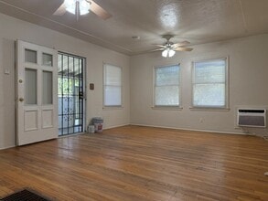 1800 Cedar Ave in Merced, CA - Building Photo - Building Photo