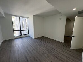 91 NW 26th St, Unit S4 in Miami, FL - Building Photo - Building Photo