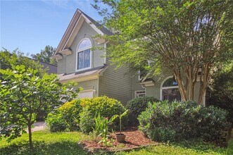 2979 Rosebrook Dr in Decatur, GA - Building Photo - Building Photo
