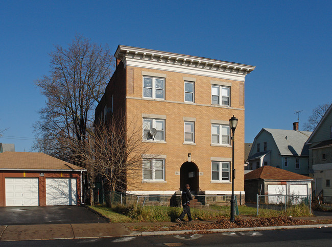 42-44 Homestead Ave in Hartford, CT - Foto de edificio - Building Photo