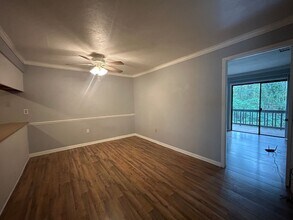 2811 SW Archer Rd in Gainesville, FL - Building Photo - Building Photo