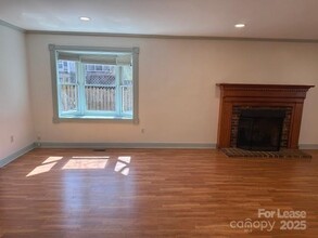 406 Windsor Ln in Statesville, NC - Building Photo - Building Photo