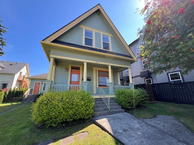 property at 1318 High St