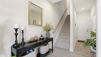 18107 Moss Gdn Rd in Dumfries, VA - Building Photo - Building Photo