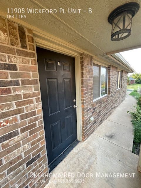 11905 Wickford Pl in Yukon, OK - Building Photo