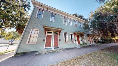 119 E Park Ave in Savannah, GA - Building Photo - Other