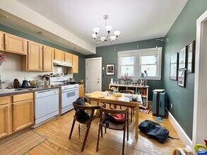 367 Cardinal Medeiros Ave in Cambridge, MA - Building Photo - Building Photo