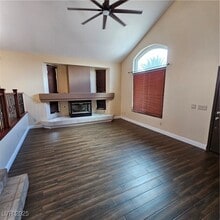 1894 Silver Cactus St in Las Vegas, NV - Building Photo - Building Photo