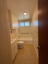 1110 Poha Ln in Honolulu, HI - Building Photo - Building Photo