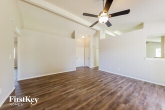 5625 W Yucca St in Glendale, AZ - Building Photo - Building Photo