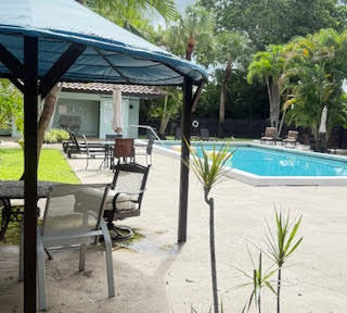 22342 Pineapple Walk Dr in Boca Raton, FL - Foto de edificio