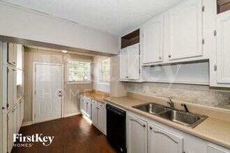 1928 Sprinkle Dr in Jacksonville, FL - Building Photo - Building Photo
