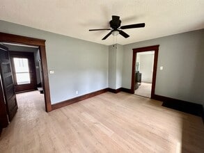 1111 East Ave in Akron, OH - Building Photo - Building Photo