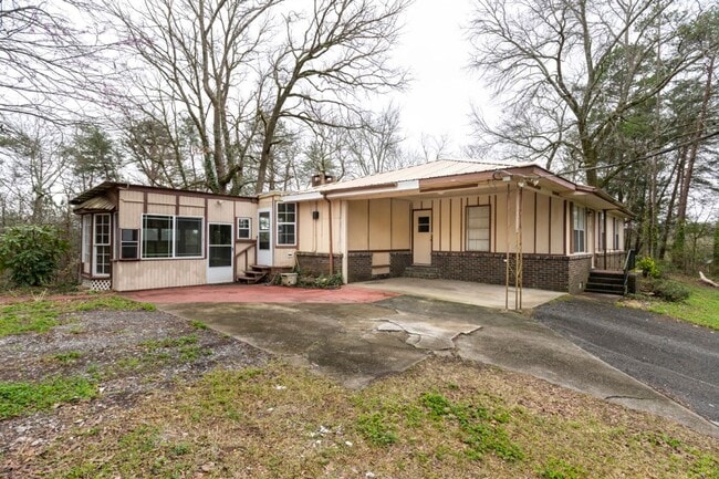 property at 747 17th St