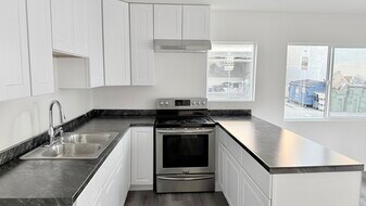 702 Walnut St, Unit Y in Inglewood, CA - Building Photo