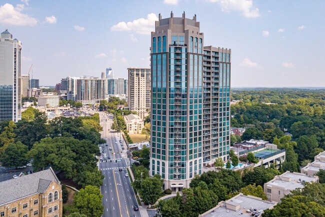 2795 Peachtree St NE in Atlanta, GA - Building Photo - Building Photo