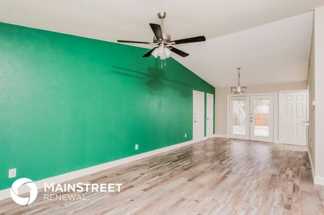 1811 Mimosa Ave in Plano, TX - Foto de edificio - Building Photo