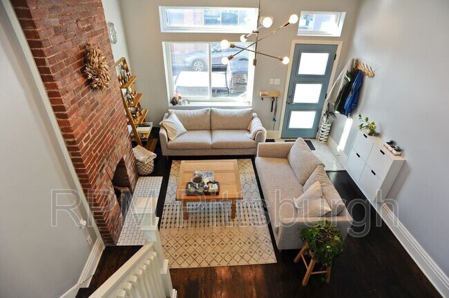 4016 Willow St in Pittsburgh, PA - Building Photo - Building Photo