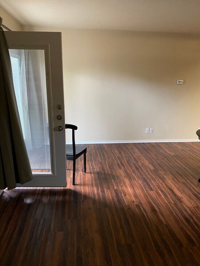 509 S Bowen Rd in Arlington, TX - Building Photo - Building Photo