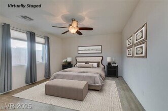 10465 Saddle Mountain St in Las Vegas, NV - Building Photo - Building Photo