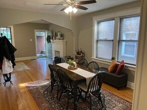 4922 Holly Hills Ave, Unit (1F) in St. Louis, MO - Building Photo - Building Photo
