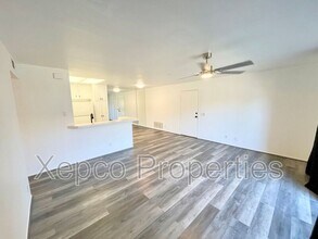31200 Landau Blvd in Cathedral City, CA - Building Photo - Building Photo