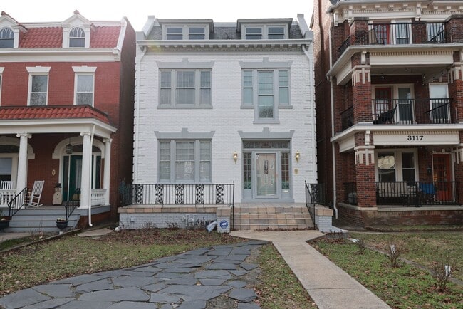 3115 Grove Ave in Richmond, VA - Building Photo - Building Photo