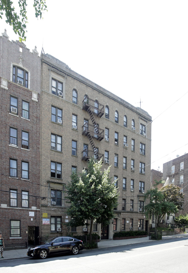 Evelyn Arms in Bronx, NY - Building Photo - Building Photo