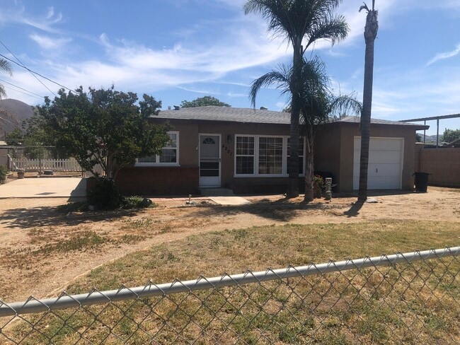 4201 Center Ave in Norco, CA - Building Photo - Building Photo