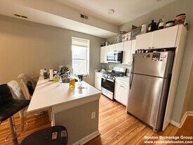 299 Dudley St, Unit 6 in Boston, MA - Building Photo