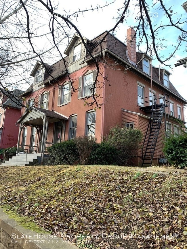 413 Woodward St-Unit -EG in Reading, PA - Building Photo - Building Photo