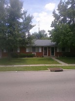 4572-4578 Croftshire Dr Apartamentos