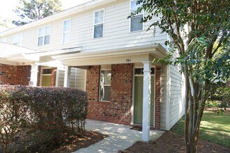 941 Downey Branch Ln in Wilmington, NC - Building Photo - Building Photo