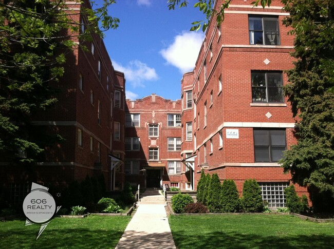 property at 3934 N Keeler Ave