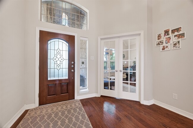 property at 4311 Red Oak Grove Ct