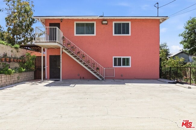 property at 2752 Guirado St