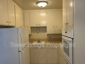 10616 Fair Oaks Blvd in Fair Oaks, CA - Foto de edificio - Building Photo