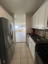 7002 JFK Blvd E in Guttenberg, NJ - Building Photo - Building Photo