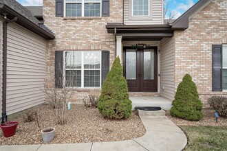 303 Gateview Dr in Wentzville, MO - Building Photo - Building Photo