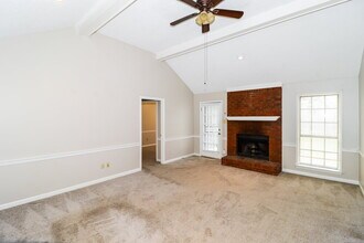 423 Cairn Cove in Memphis, TN - Foto de edificio - Building Photo