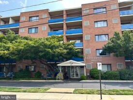 1931 N Cleveland St in Arlington, VA - Building Photo
