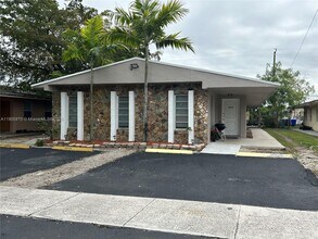 6036 Buchanan St in Hollywood, FL - Building Photo - Building Photo