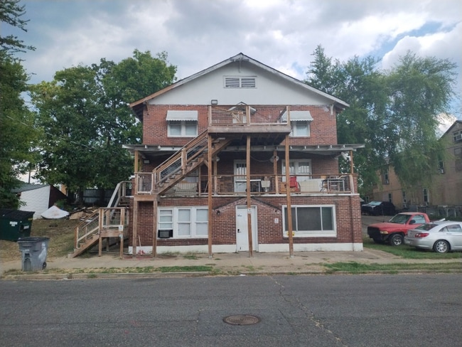 215 Civic St