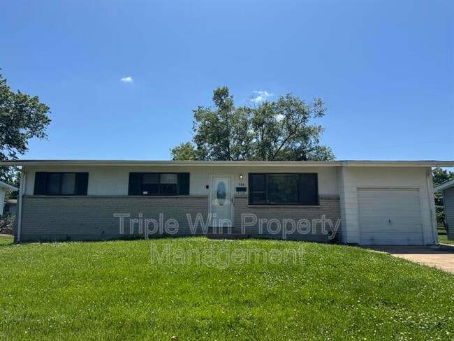 property at 730 Crabapple Ln