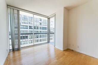 1998 Broadway in San Francisco, CA - Building Photo - Building Photo
