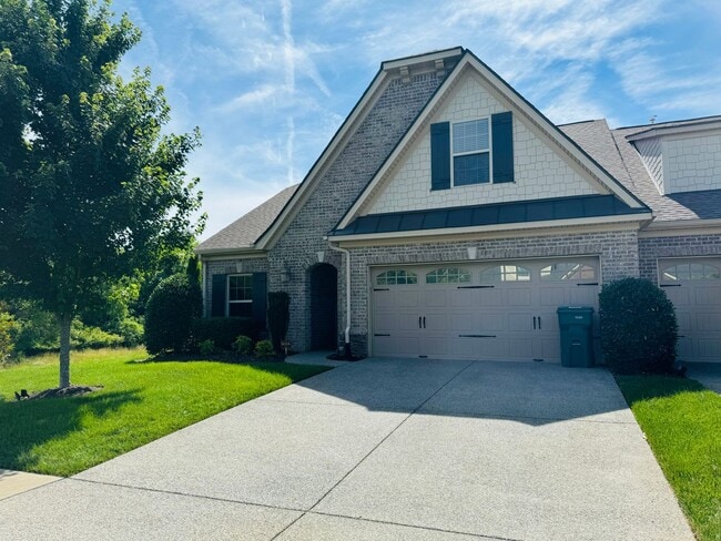 property at 1015 Callaway Dr